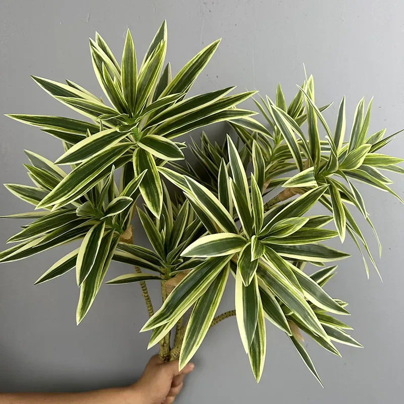 Piante verdi artificiali Gigli - Snake Plant recensione e prezzo